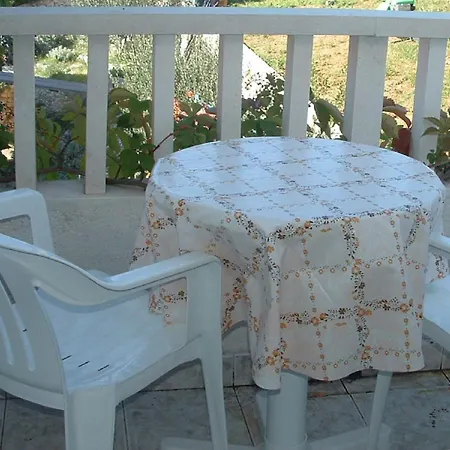 Tonka Apartamento Vinišće